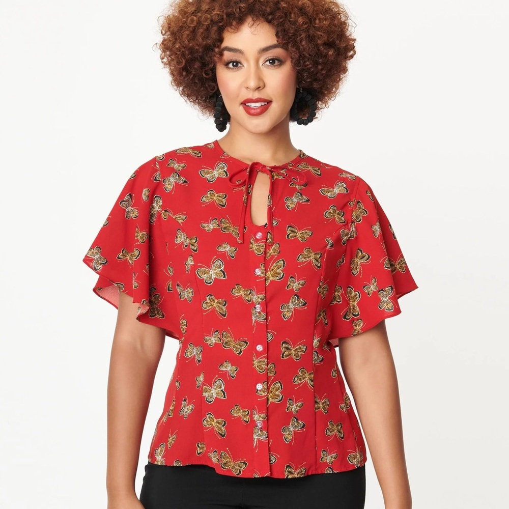 Unique Vintage Cecilia Cottagecore
Butterfly Top size medium